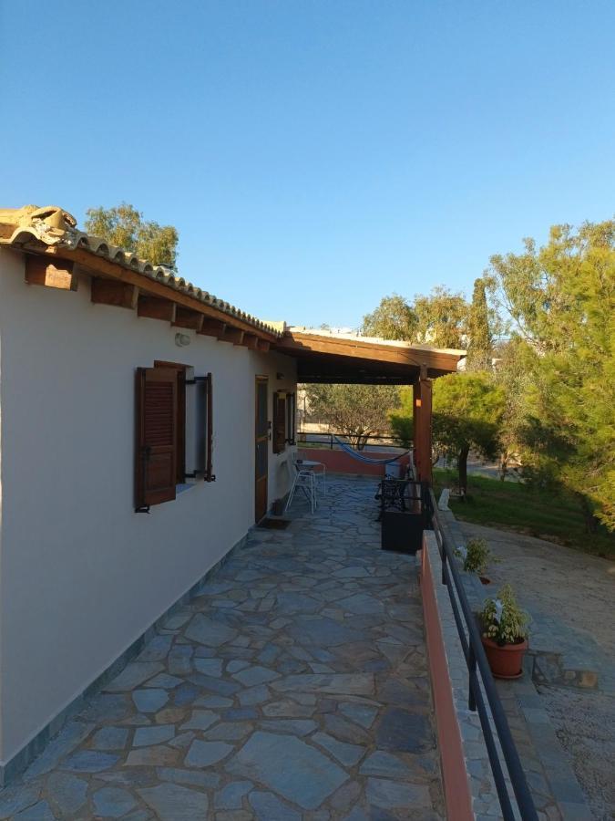 4 Seasons Villa Lávrio Kültér fotó